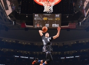 开云体育中国官网-赛道与球场的双重奏，F1揭幕战悬念与篮网骑士的提前终结