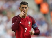 开云下载-冰与火的对决，江苏队绝杀热火，拉文统治全场的篮球史诗