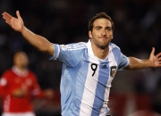 开云在线赛事平台-羽坛爆冷夜！印尼队3-2险胜法国，郑思维状态火热成全场焦点