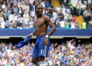 开云体育官网-孔德铁壁锁桑巴，拜仁险胜巴西背后的战术博弈