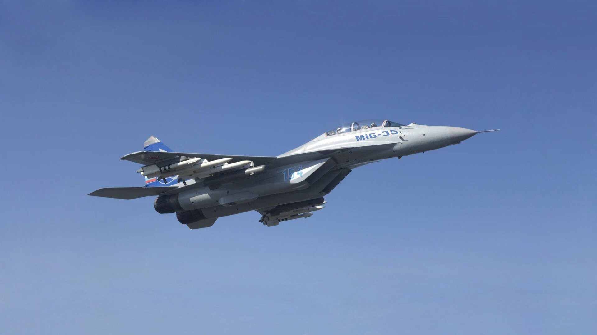 从斯坦福桥到世界之巅，当莱万在切尔西对阵哥斯达黎加的想象中起舞