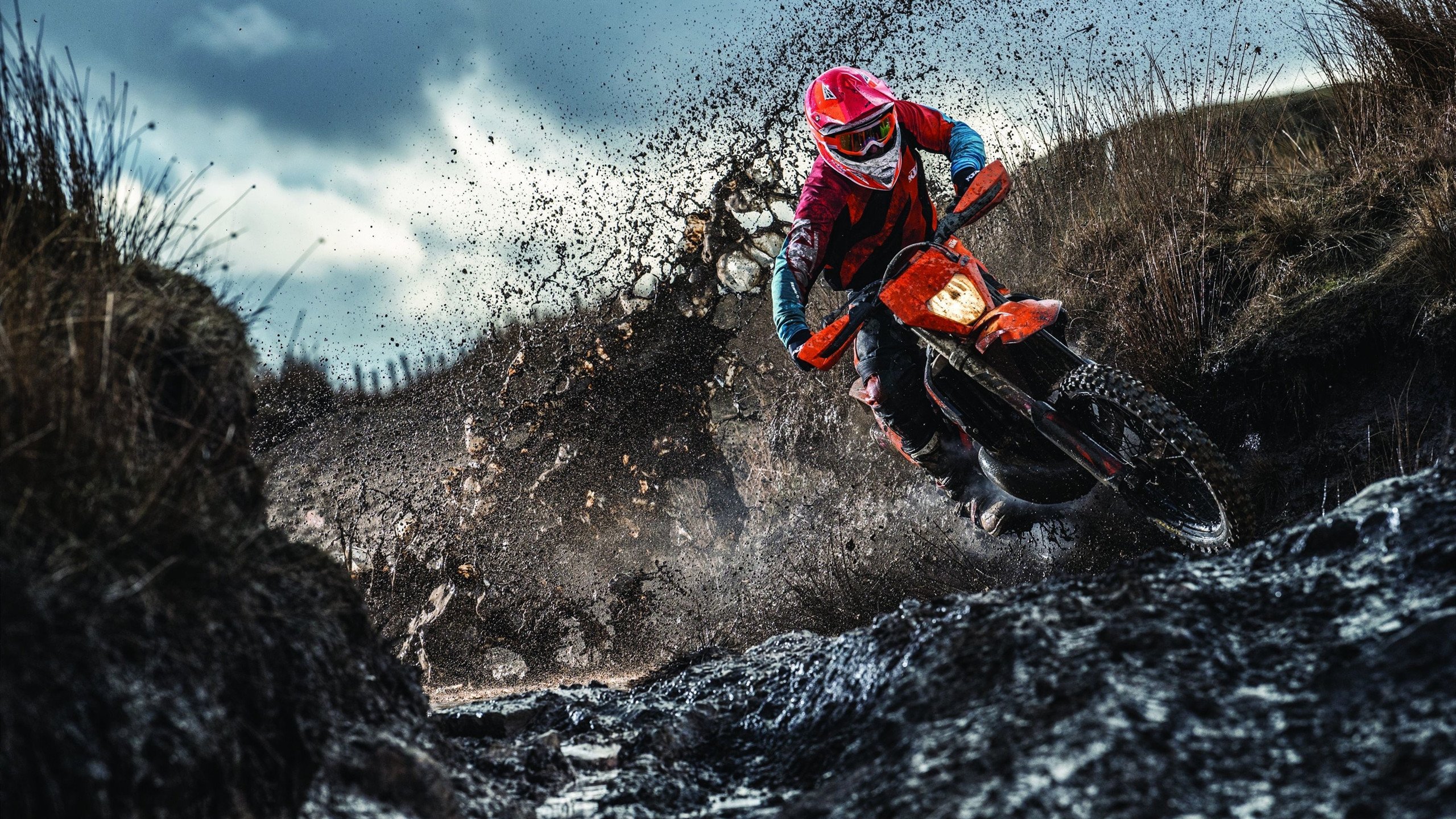 从伊拉克翻盘墨西哥到李刚仁的舞台哲学，压力之下，方见真章