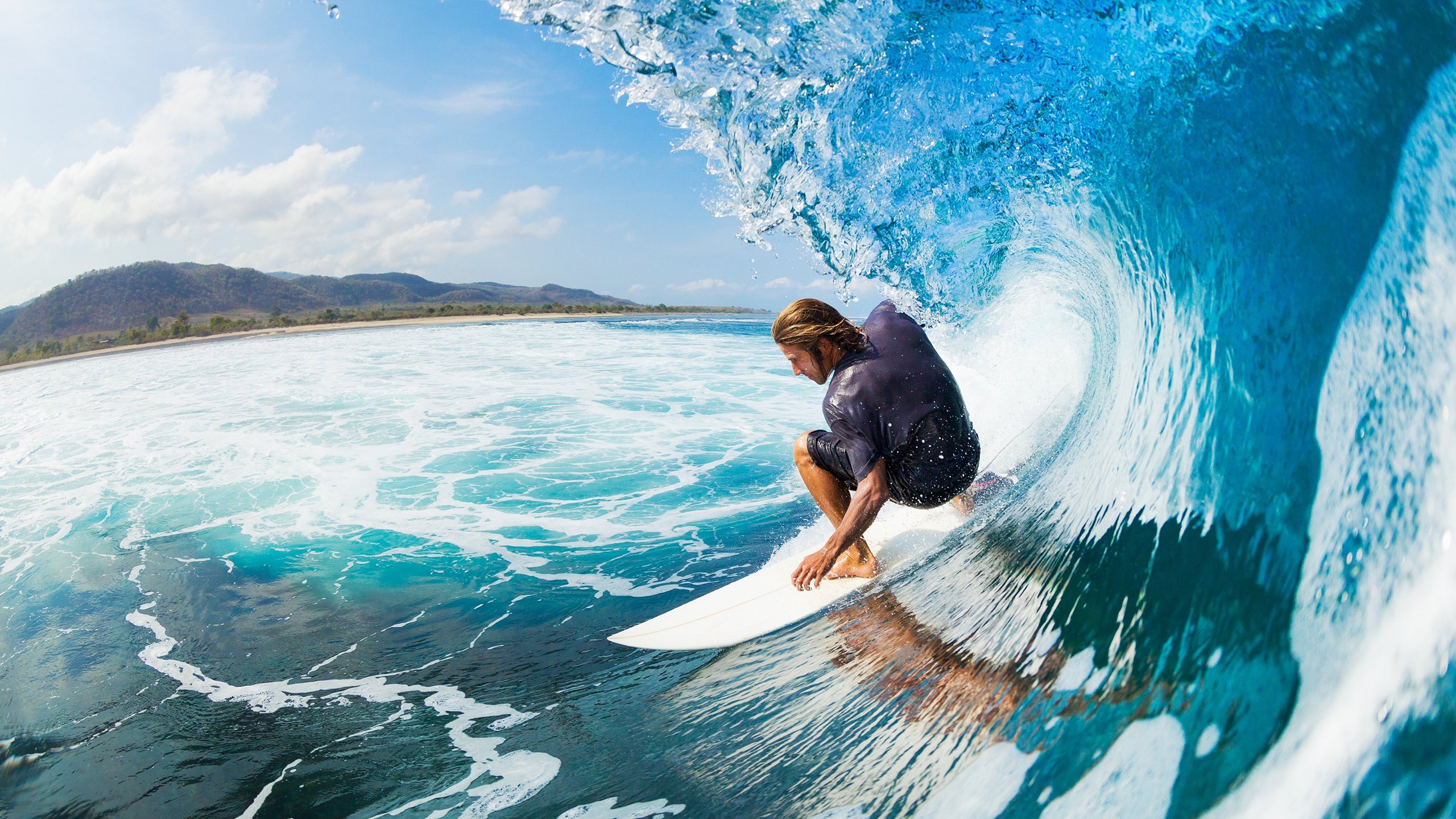 黄潜风暴席卷卡塔尔，佩德里关键先生引领连续得分压制